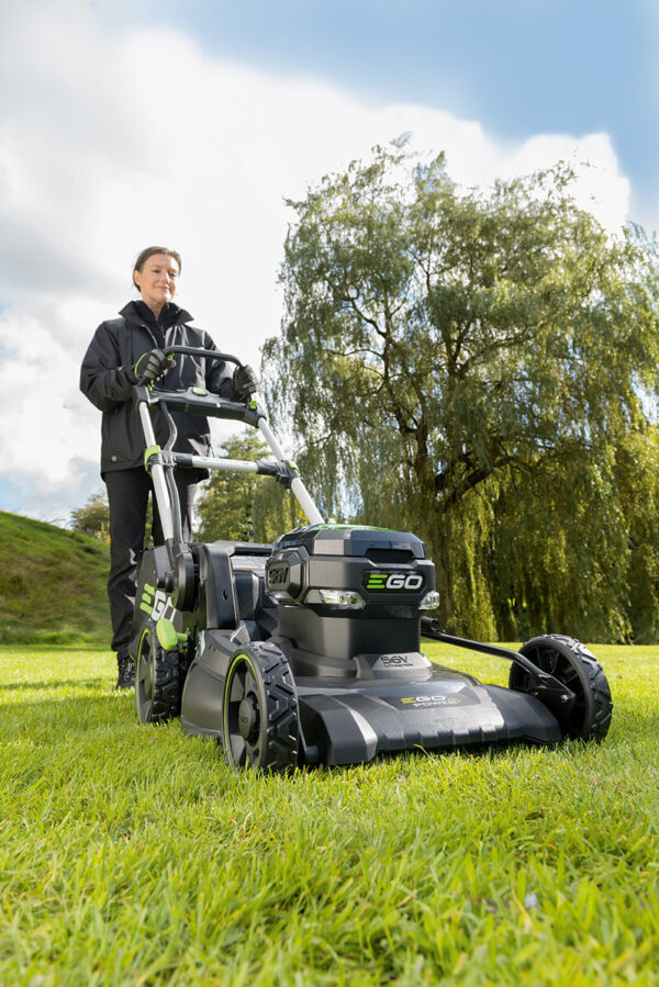 AKU sekačka s pojezdem LM2020E-SP - Image 15