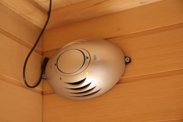 DeLuxe 2222 Carbon BT - Image 7